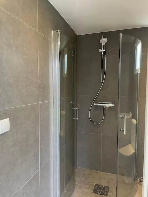 Apartment Trevlig Boende I En Gaesthuset Med Gratis Parkering Malmo Sweden